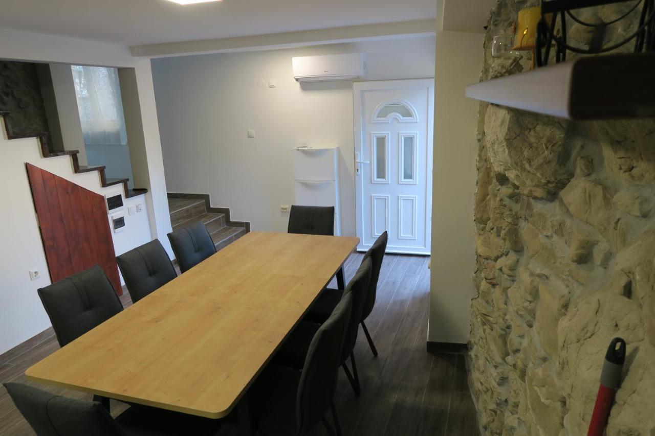 Holiday Home Ljubicic Baška Екстериор снимка