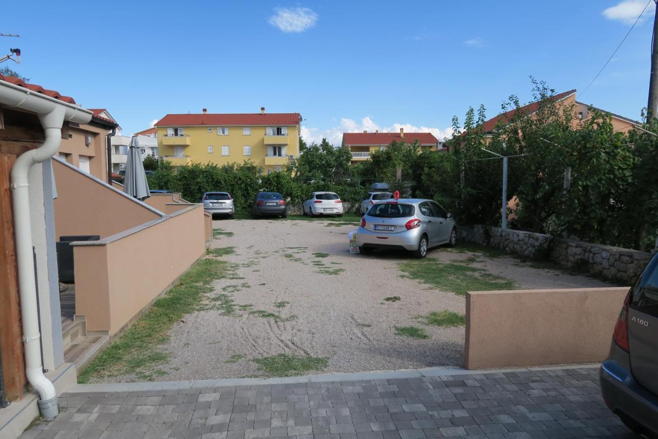 Holiday Home Ljubicic Baška Екстериор снимка